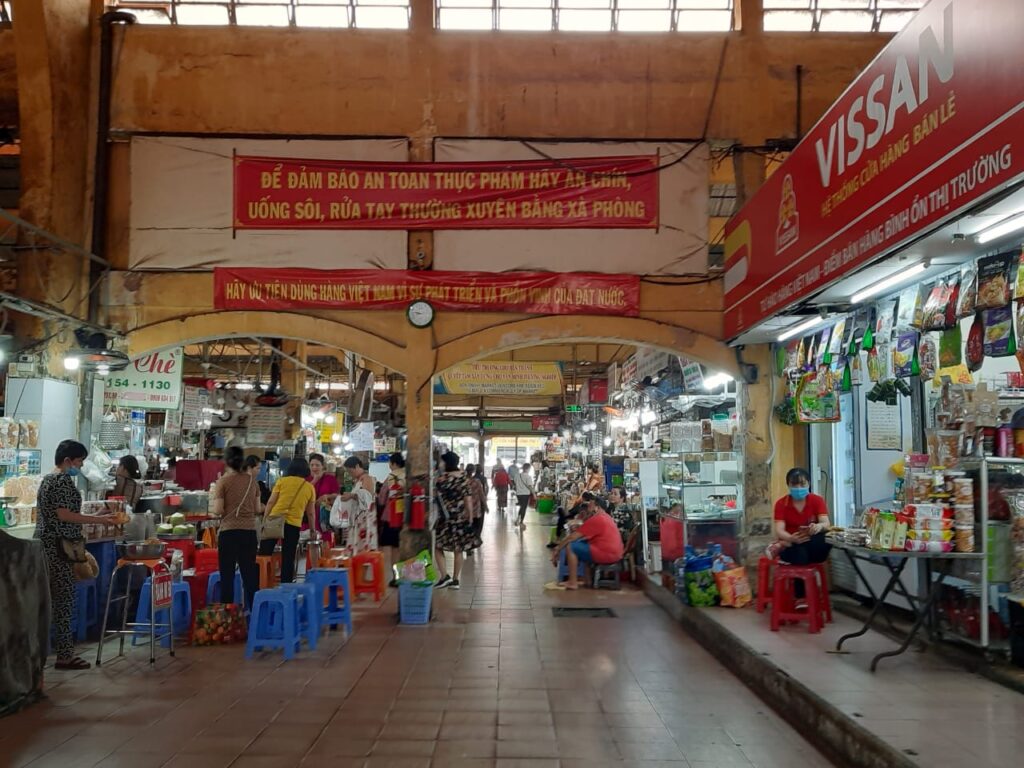 Ben Thanh market 2